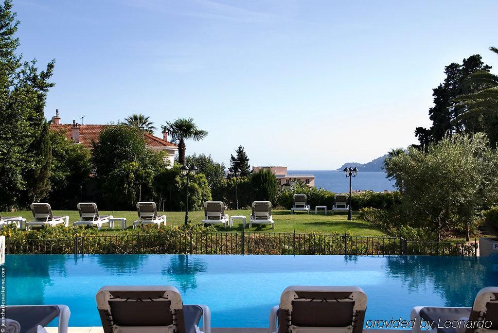 Hotel Chateau De La Tour Кан Съоръжения снимка